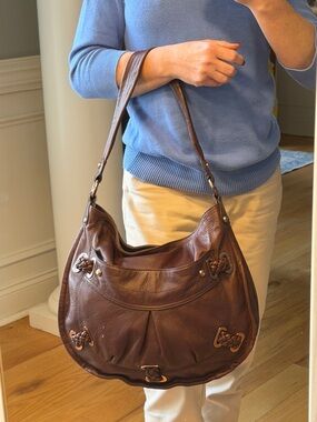 B. Makowsky Boho Y2K Pebbled Leather Hobo Bag Brown Braided Detail (VGUC)